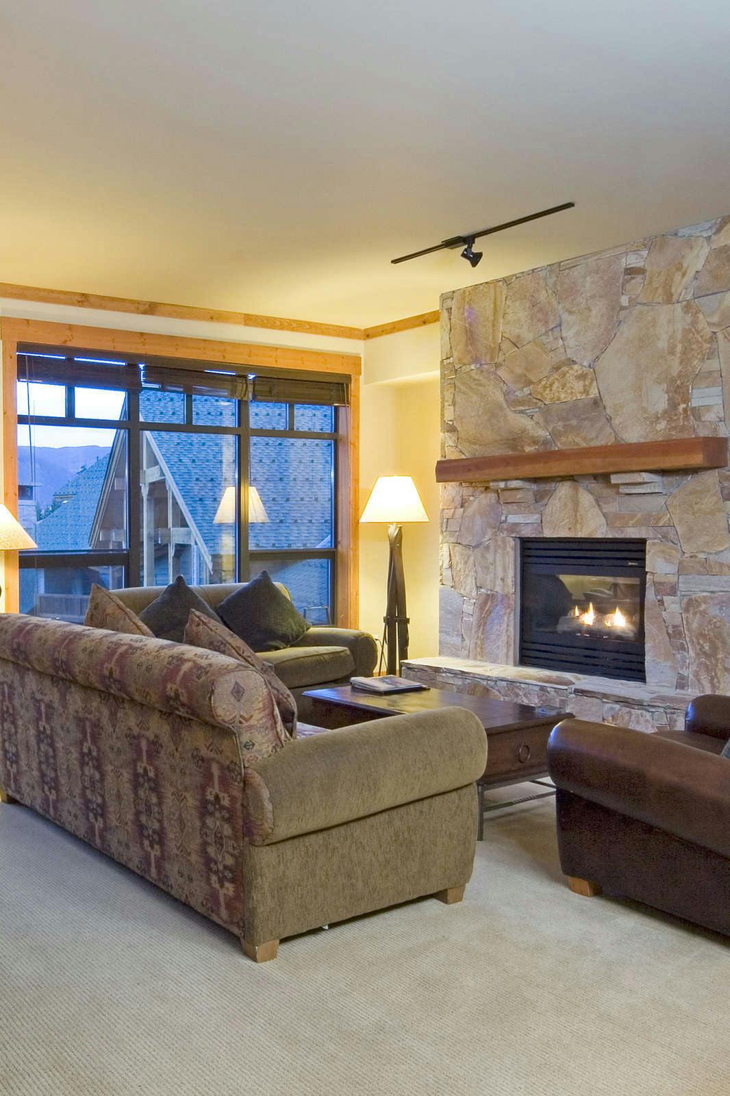 Hotel First Tracks Lodge photo 5