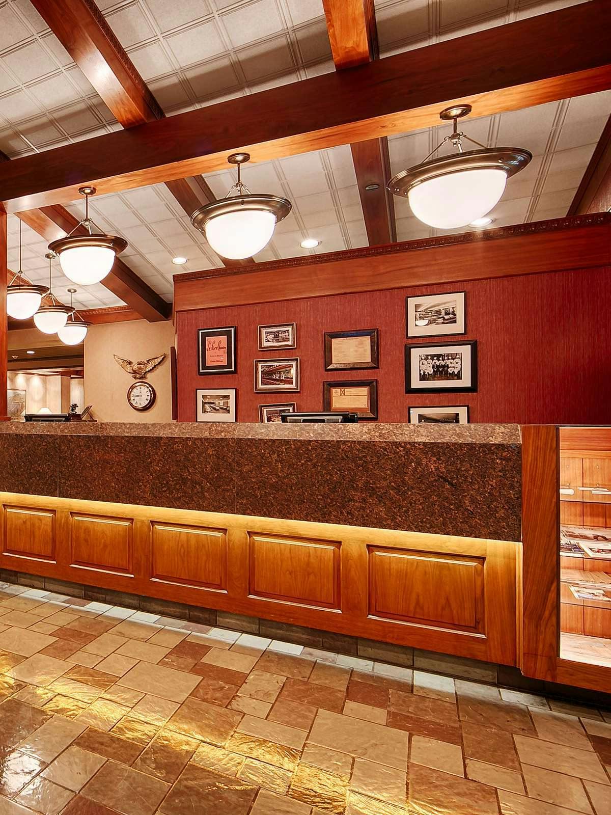 Hotel Best Western Plus The Normandy Inn & Suites photo 4
