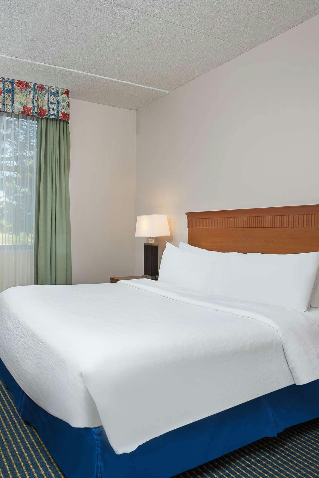 Hotel Embassy Suites Lexington photo 1