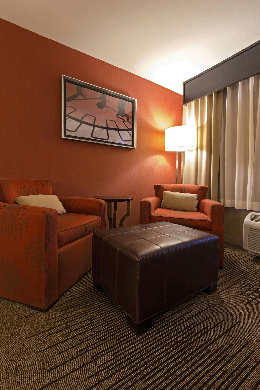 Hotel Hampton Inn Phoenix-Biltmore photo 4