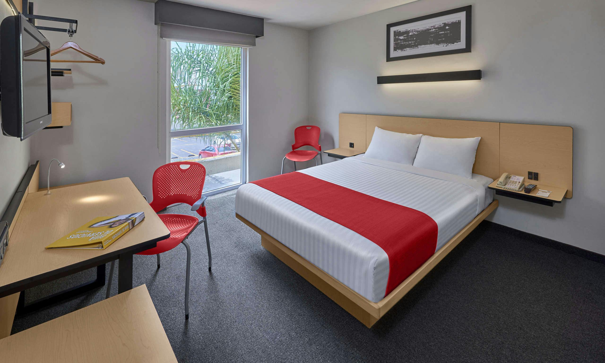 City Express Queretaro Jurica