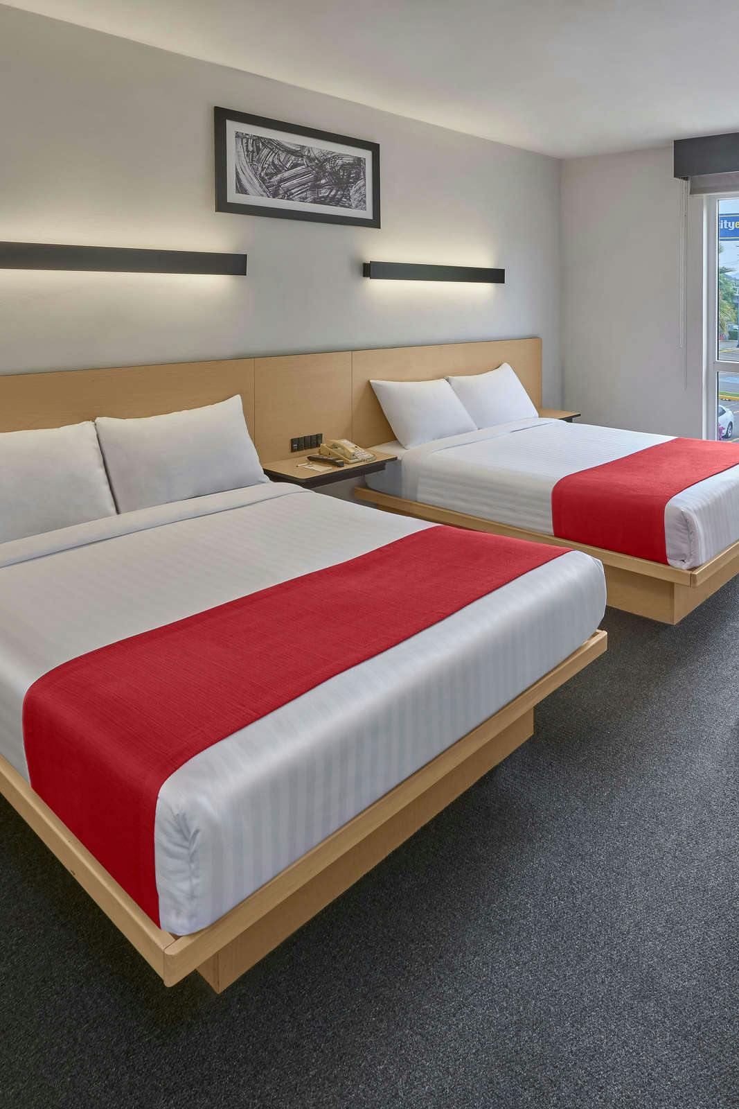 Hotel City Express Queretaro Jurica photo 2