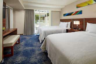 Hotel Hilton Garden Inn Waikiki Beach photo 5