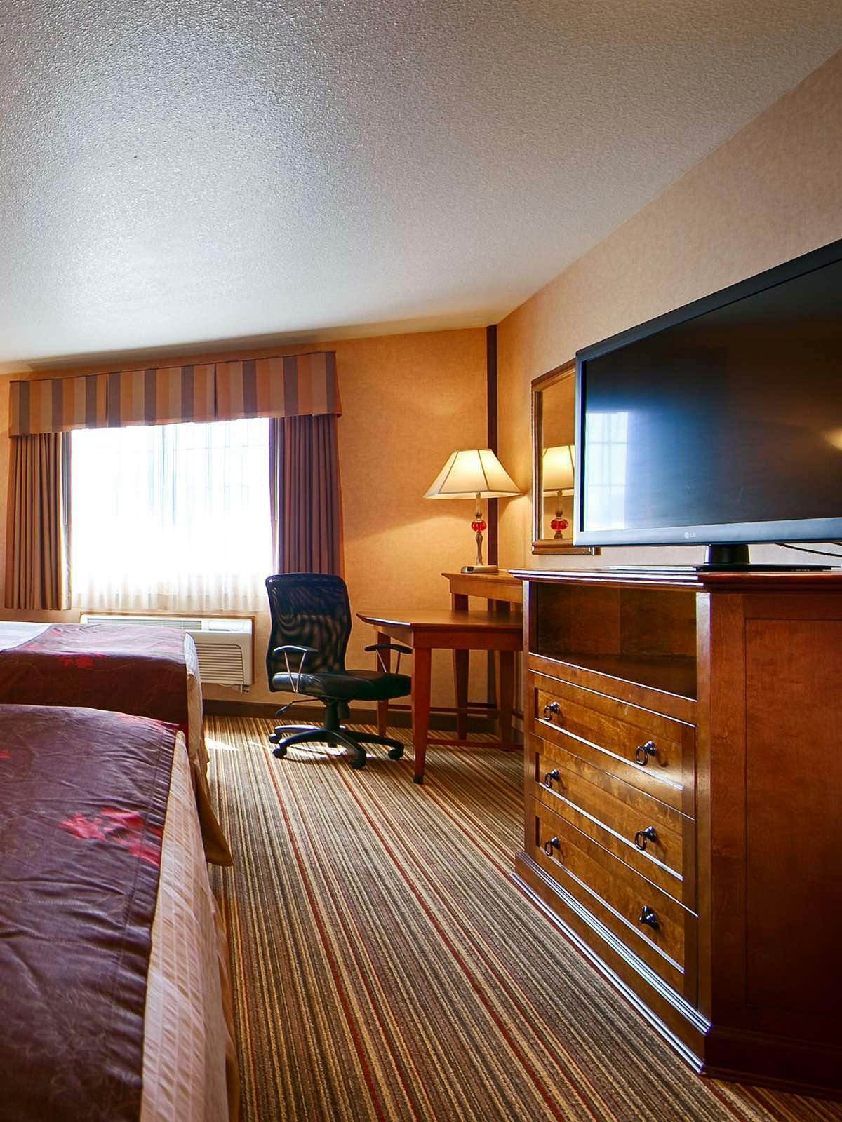 Hotel Best Western Plus Rama Inn & Suites photo 2