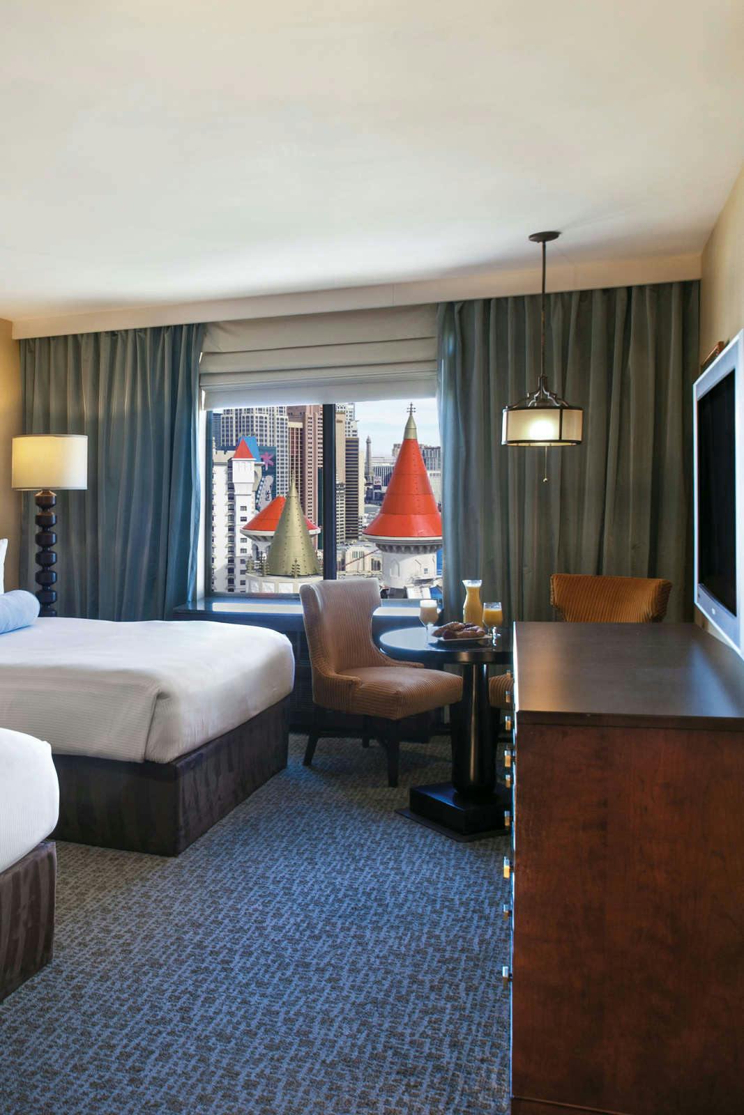 Excalibur Hotel Las Vegas Center Strip Old Hoteltonight