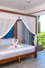 Hotel Ocean Zen Suites on 5th Avenue - Adults Only photo 4