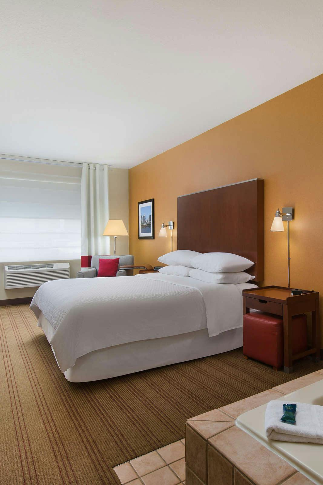 Hotel Four Points By Sheraton Portland East photo 1