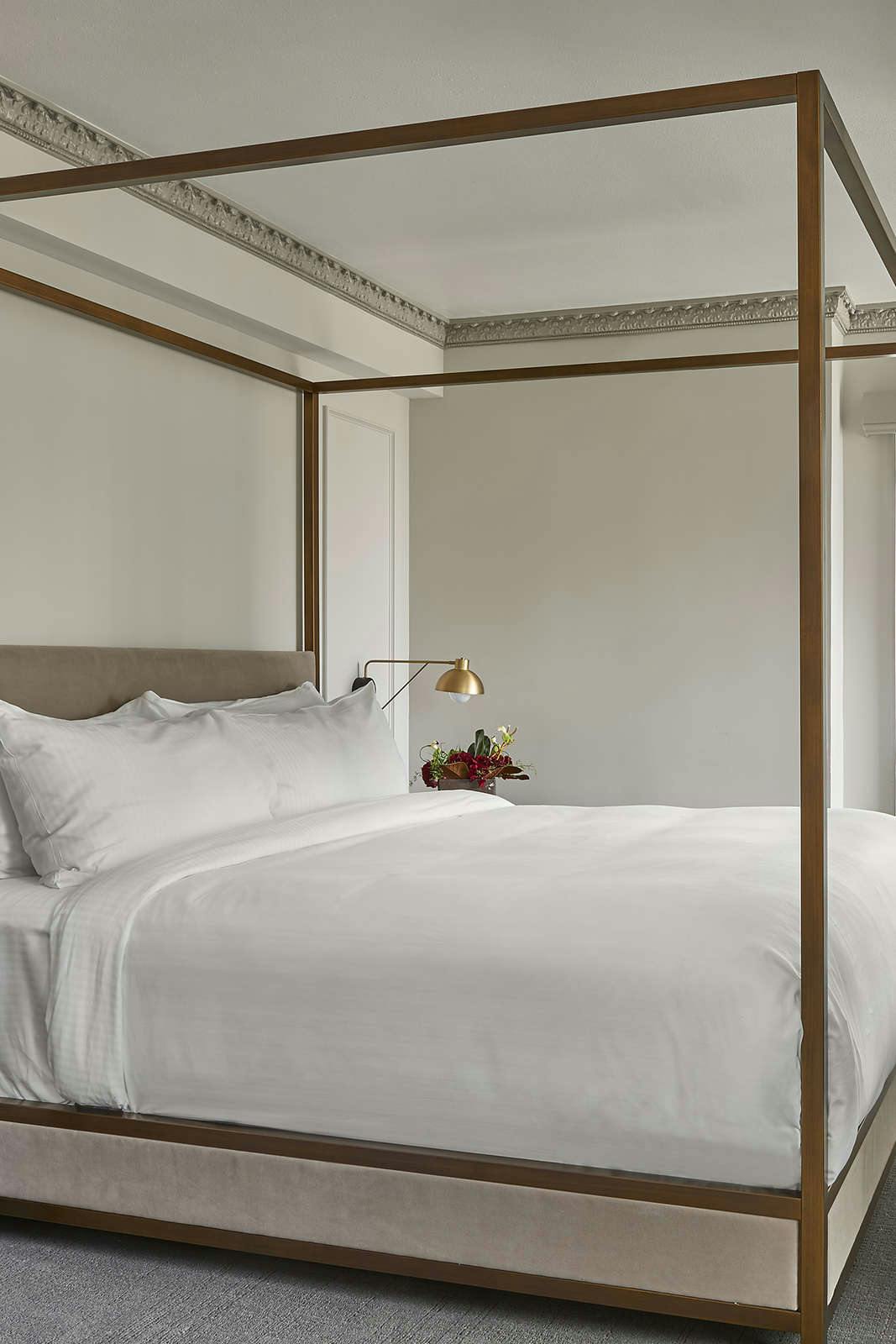 Hotel Hotel Phillips Kansas City, Curio Collection by Hilton photo 2