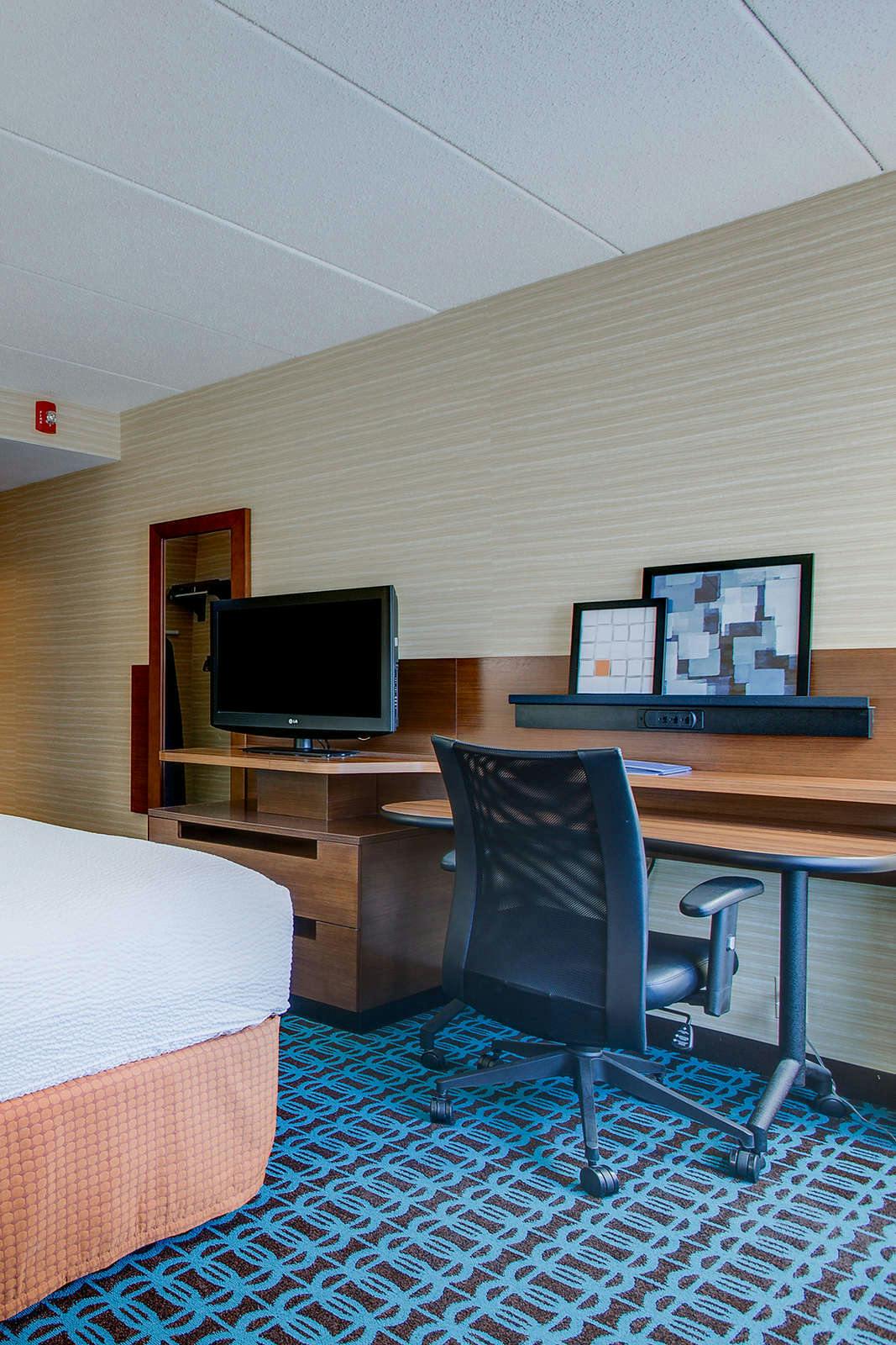 Hotel Fairfield Inn by Marriott Portsmouth-Seacoast photo 2