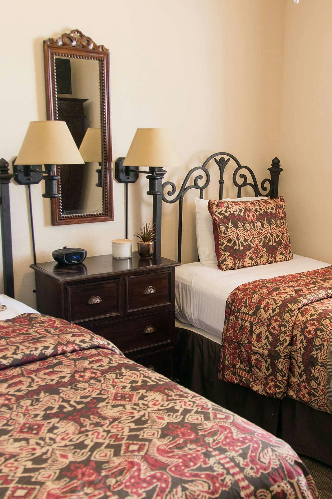 Hotel Vineyard Court Designer Suites Hotel photo 3