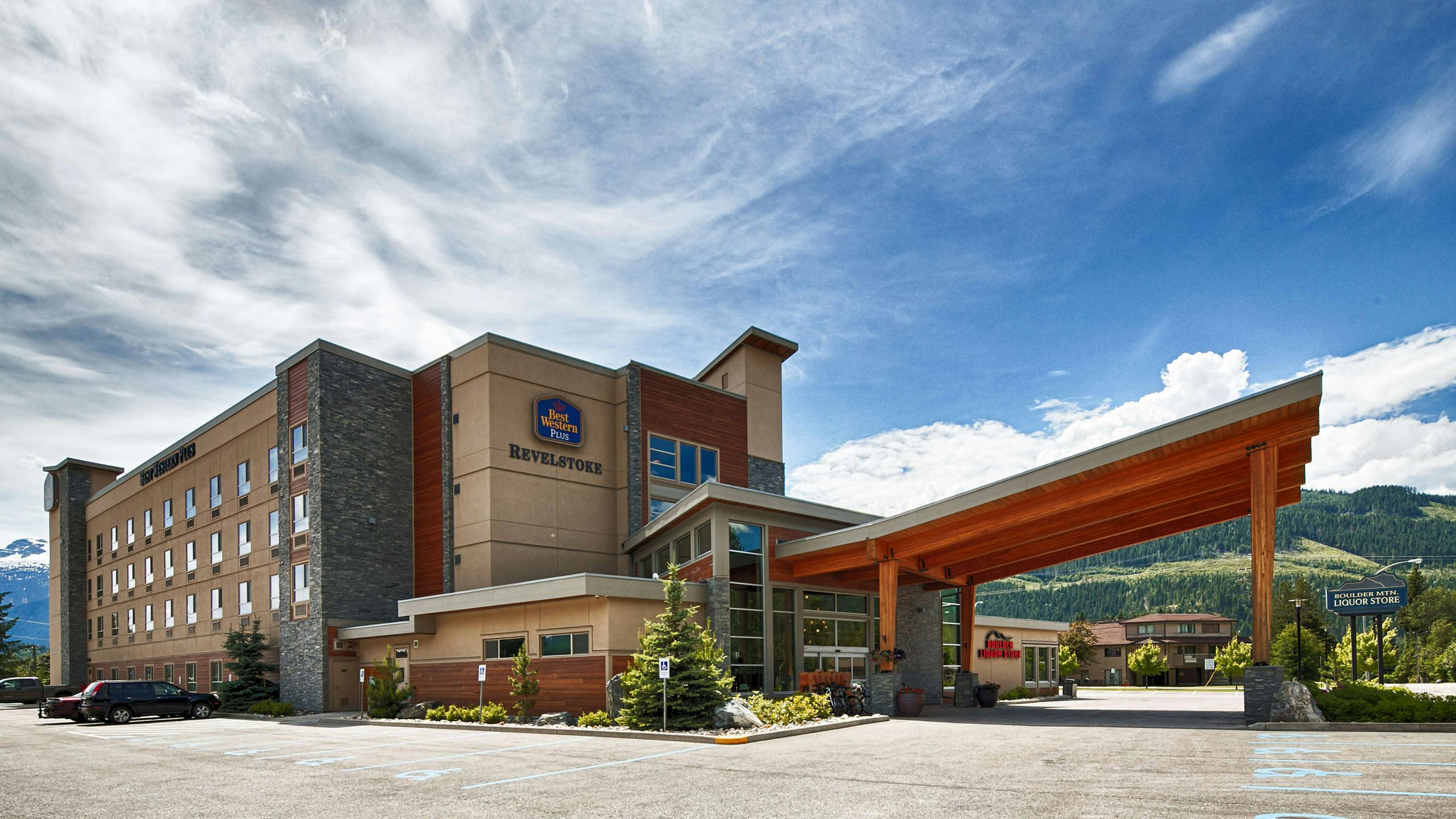 Best Western Plus Revelstoke, Revelstoke HotelTonight