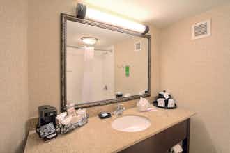 Hotel Hampton Inn Charlotte - University Place photo 4