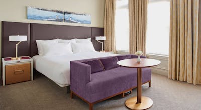 Hotel Savoy Kansas City Tapestry Collection by Hilton