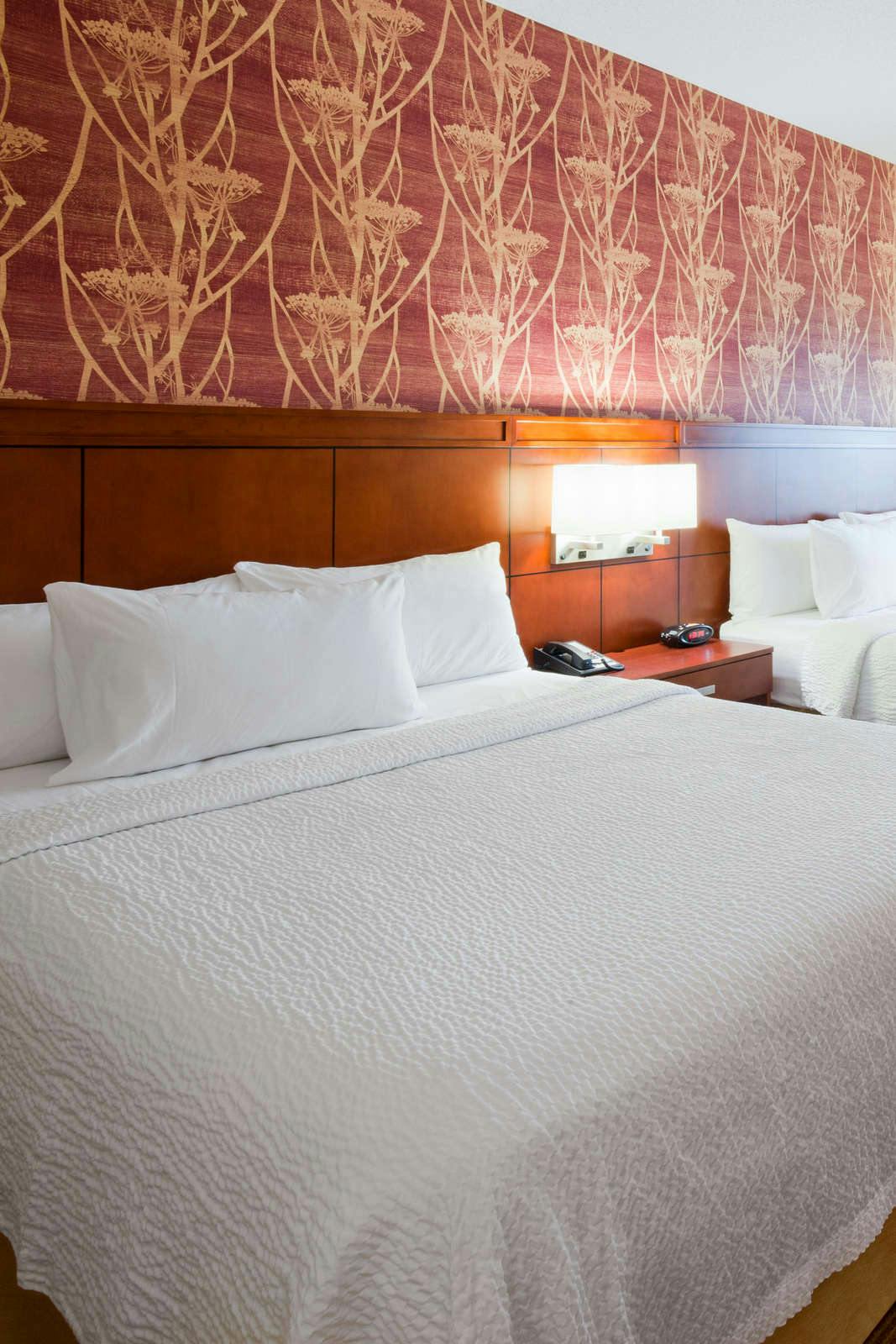 Hotel Courtyard by Marriott Minneapolis Maple Grove/Arbor Lakes photo 4