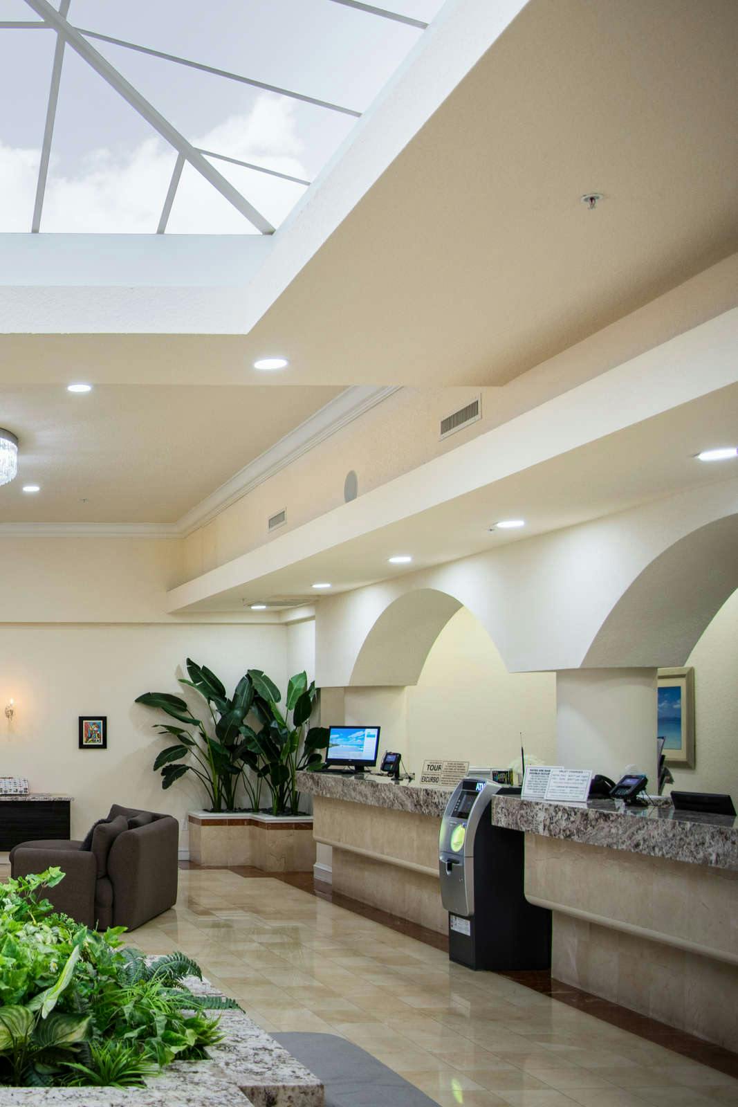 Hotel Crystal Beach Suites Miami Oceanfront Hotel photo 4