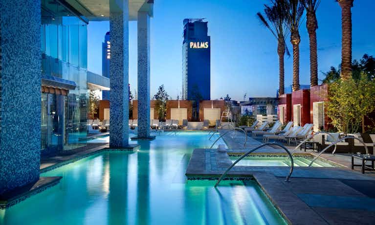 Palms Place Hotel and Spa