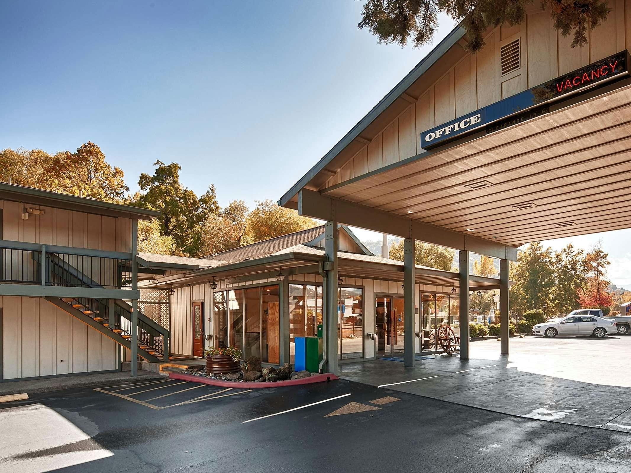 Last Minute Hotel Deals In Grants Pass - Hoteltonight