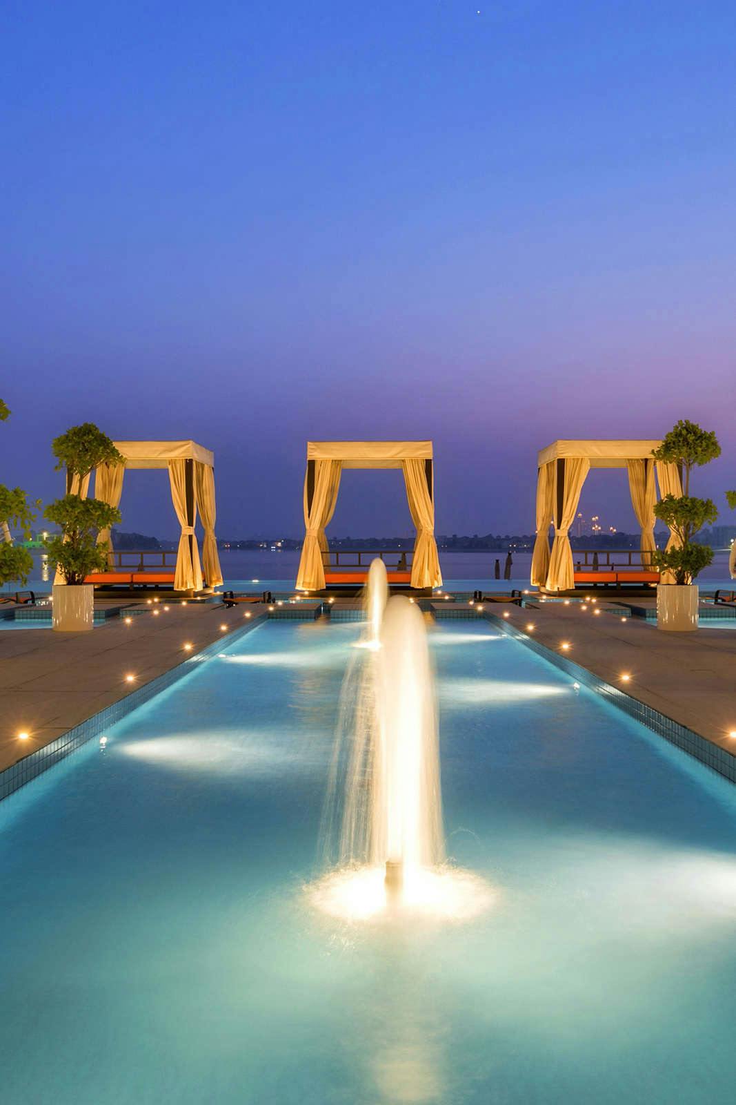 Royal Central Hotel – The Palm