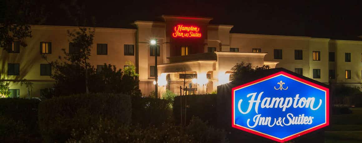 Hampton Inn & Suites Oakland Airport Alameda, Oakland HotelTonight