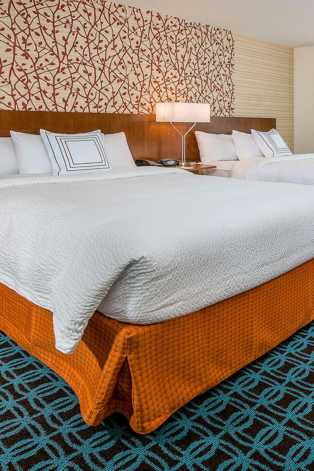 Hotel Fairfield Inn & Suites Downtown East photo 5