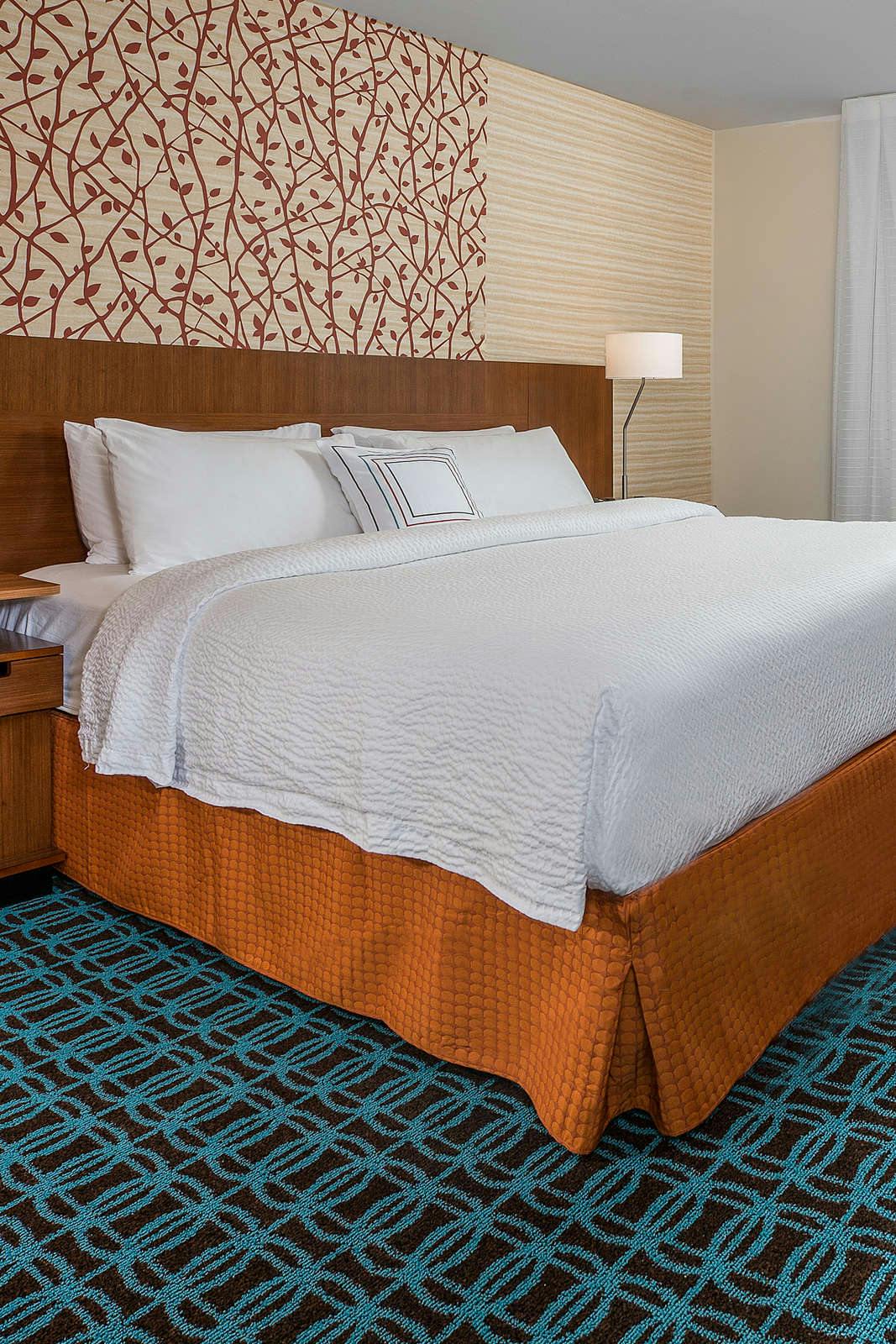 Hotel Fairfield Inn & Suites Downtown East photo 3