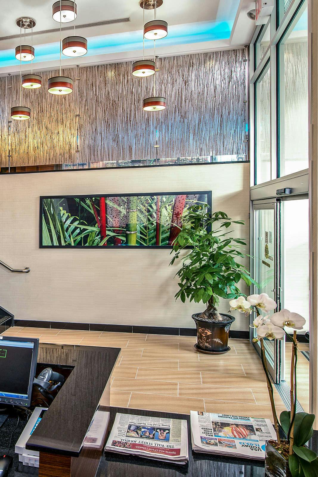 Hotel Fairfield Inn & Suites Downtown East photo 4