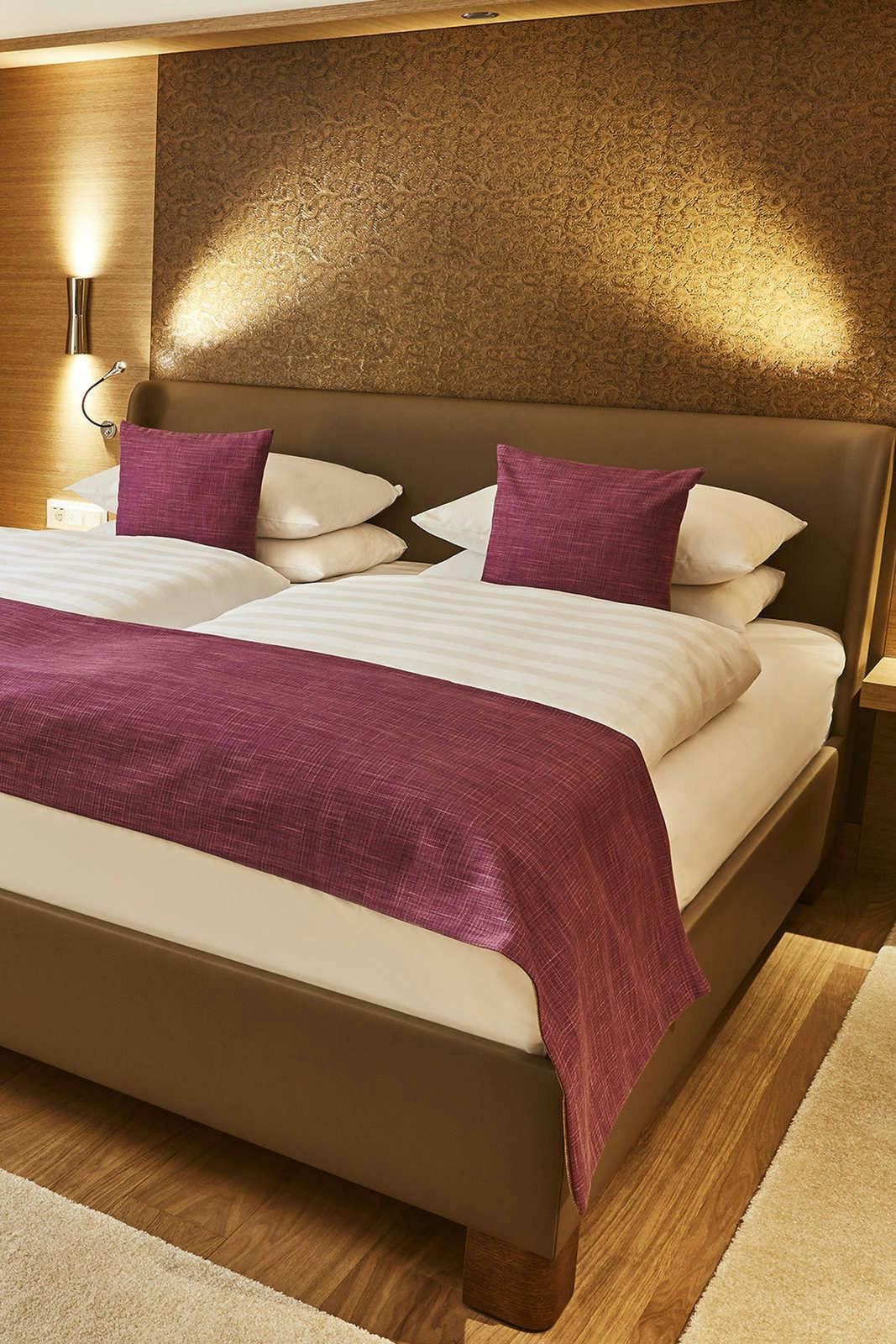 Hotel Kempinski Hotel Vier Jahreszeiten photo 1