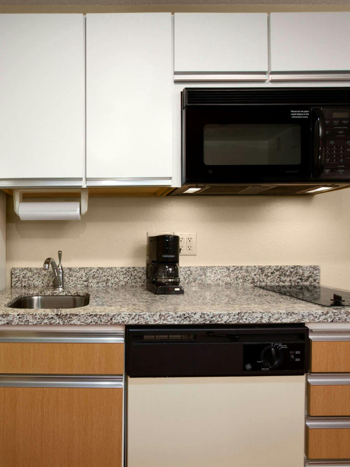 Hotel MainStay Suites Detroit Farmington Hills photo 5