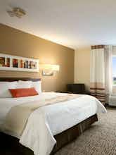 Hotel MainStay Suites Detroit Farmington Hills photo 1