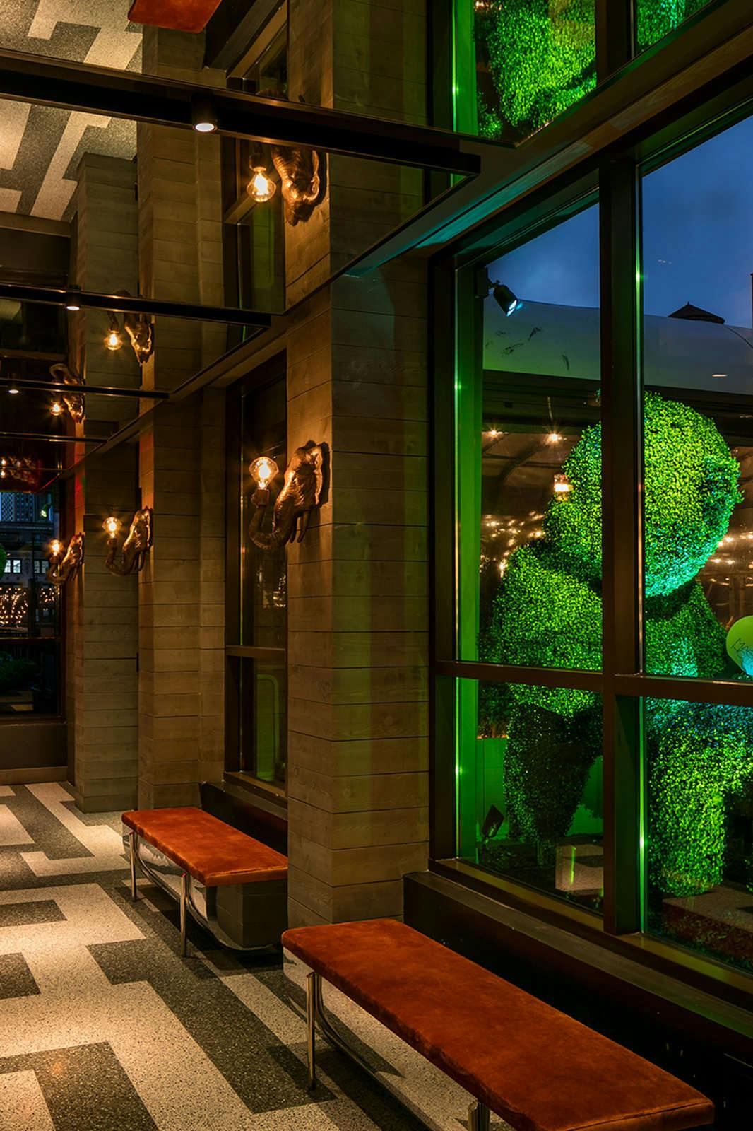 Hotel Moxy NYC Times Square photo 5