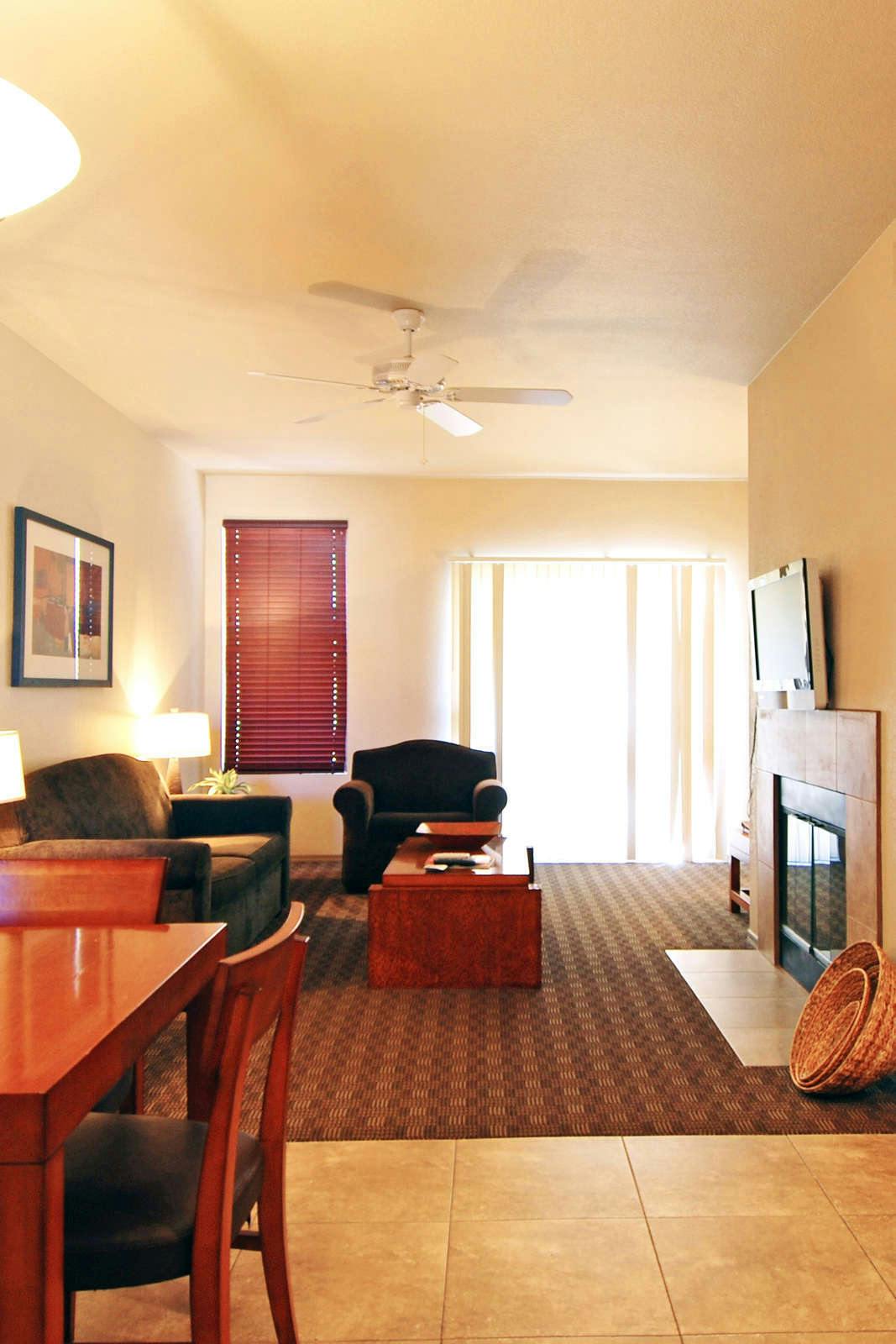 Hotel Raintree at Worldmark Phoenix South Mountain Preserve photo 3