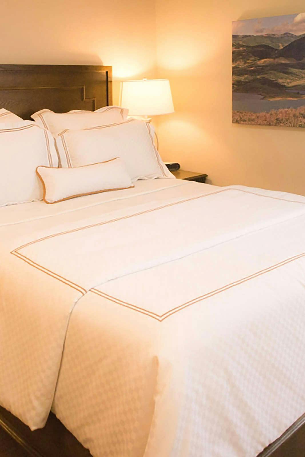 Hotel Raintree's Park Plaza Park City photo 2