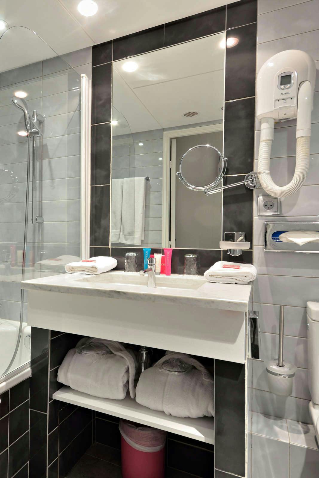 Hotel Hôtel Cézanne photo 4