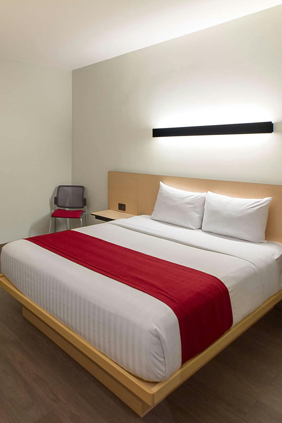 Hotel City Express Plus Mundo E photo 2