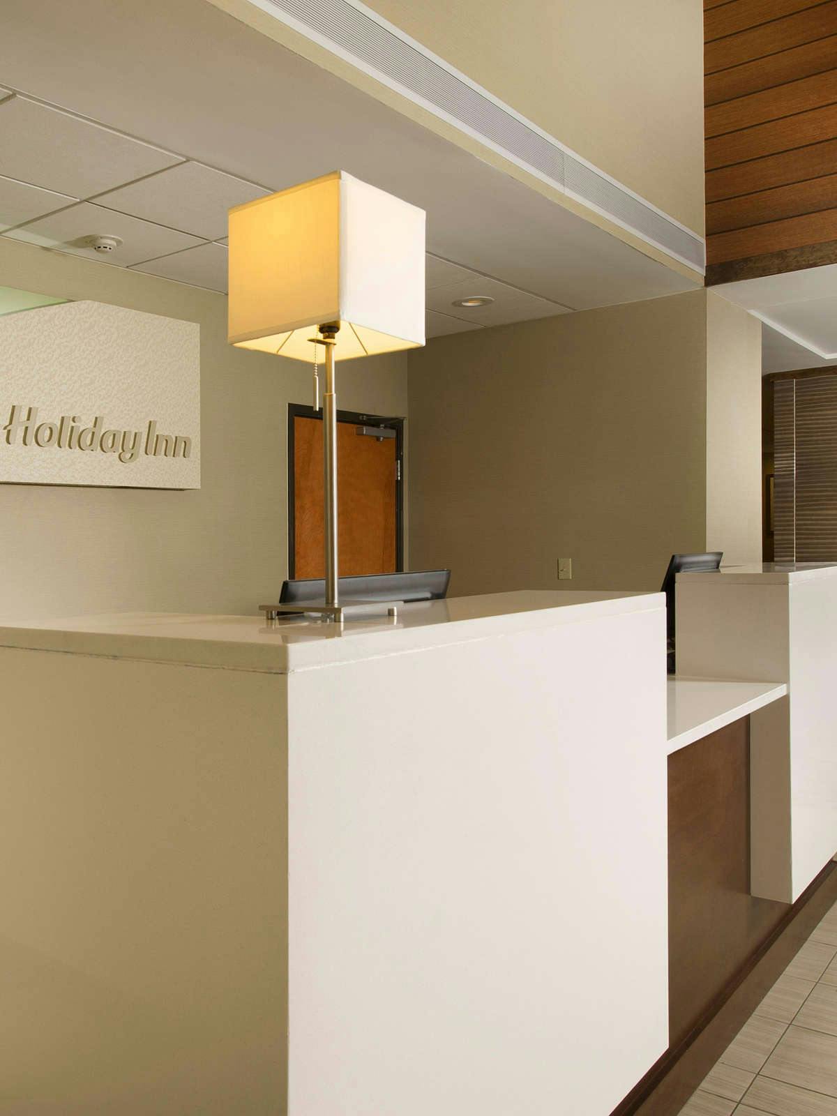 Hotel Holiday Inn El Paso Airport photo 2