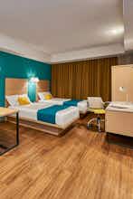 Hotel City Express Suites Tijuana Río photo 2