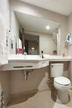 Hotel City Express Suites Tijuana Río photo 4
