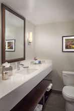 Hotel Crowne Plaza Phoenix Airport photo 1
