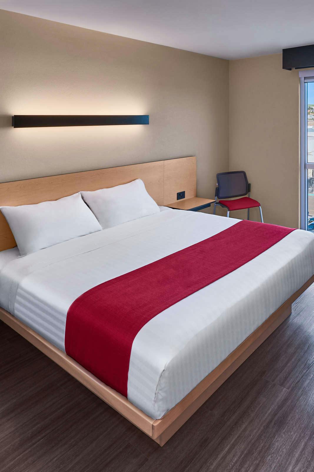 Hotel City Express Rosarito photo 2