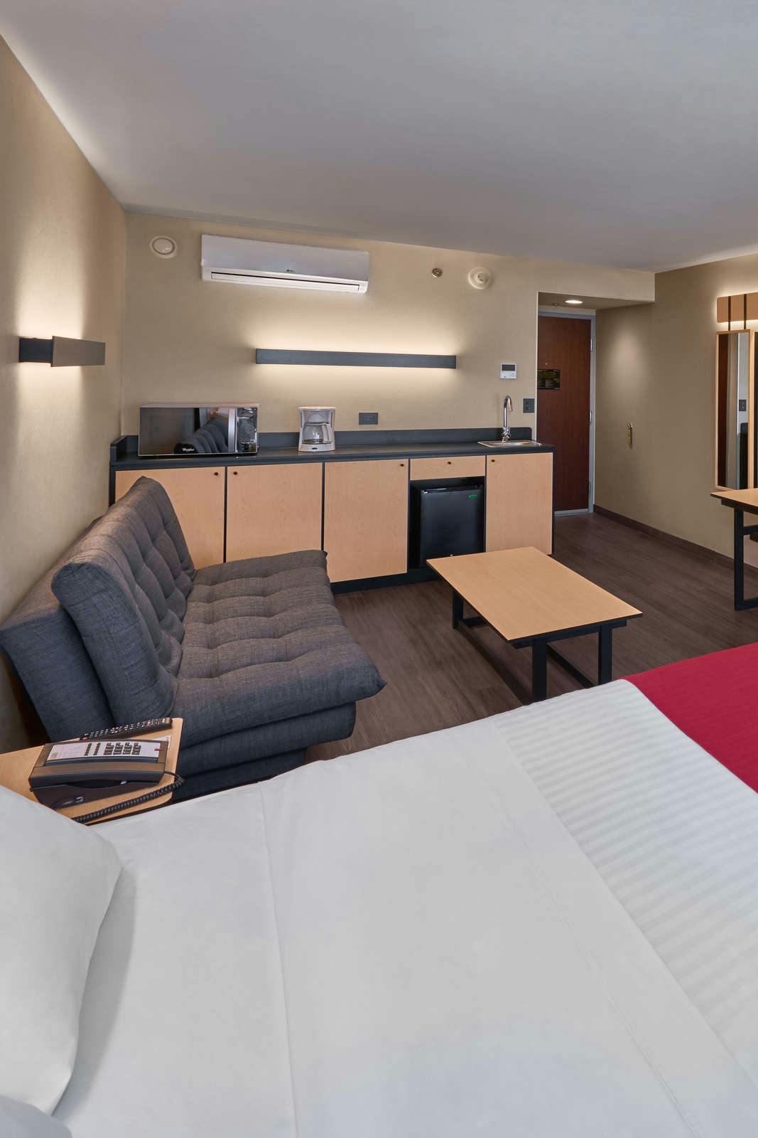 Hotel City Express Rosarito photo 5