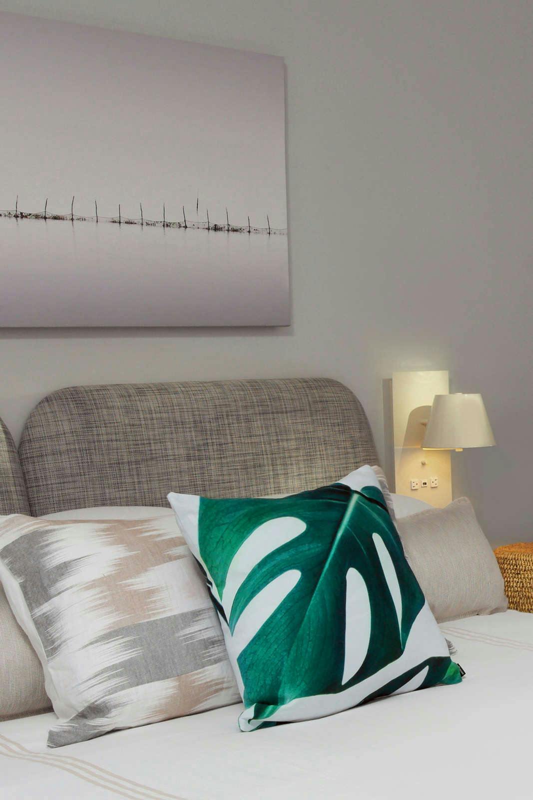 Hotel Pelican Grand Beach Resort - Oceanfront Suite photo 1