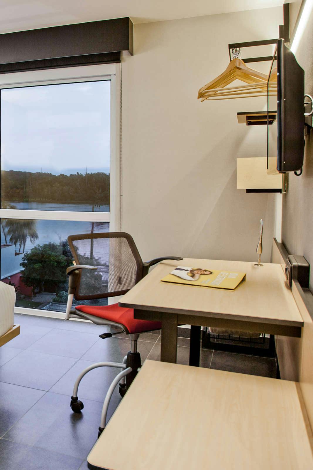 Hotel City Express Tuxpan photo 5