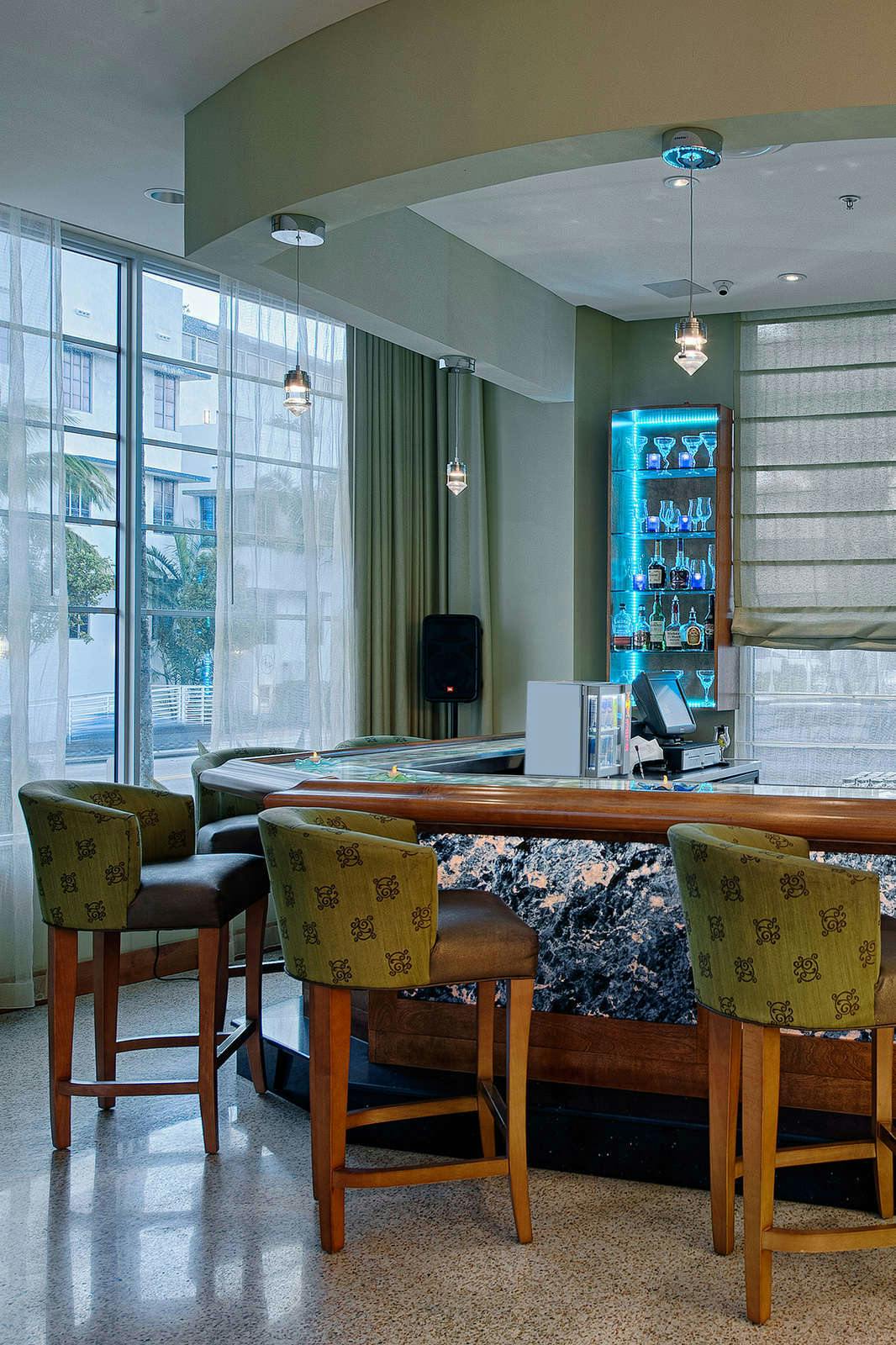 Hotel Hampton Inn Miami South Beach photo 3