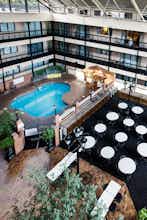 Hotel Clifton Victoria Inn photo 1