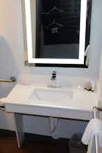 Hotel Red Lion Inn & Suites Ontario photo 3