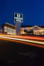 Hotel Hallmark Resort Newport photo 1