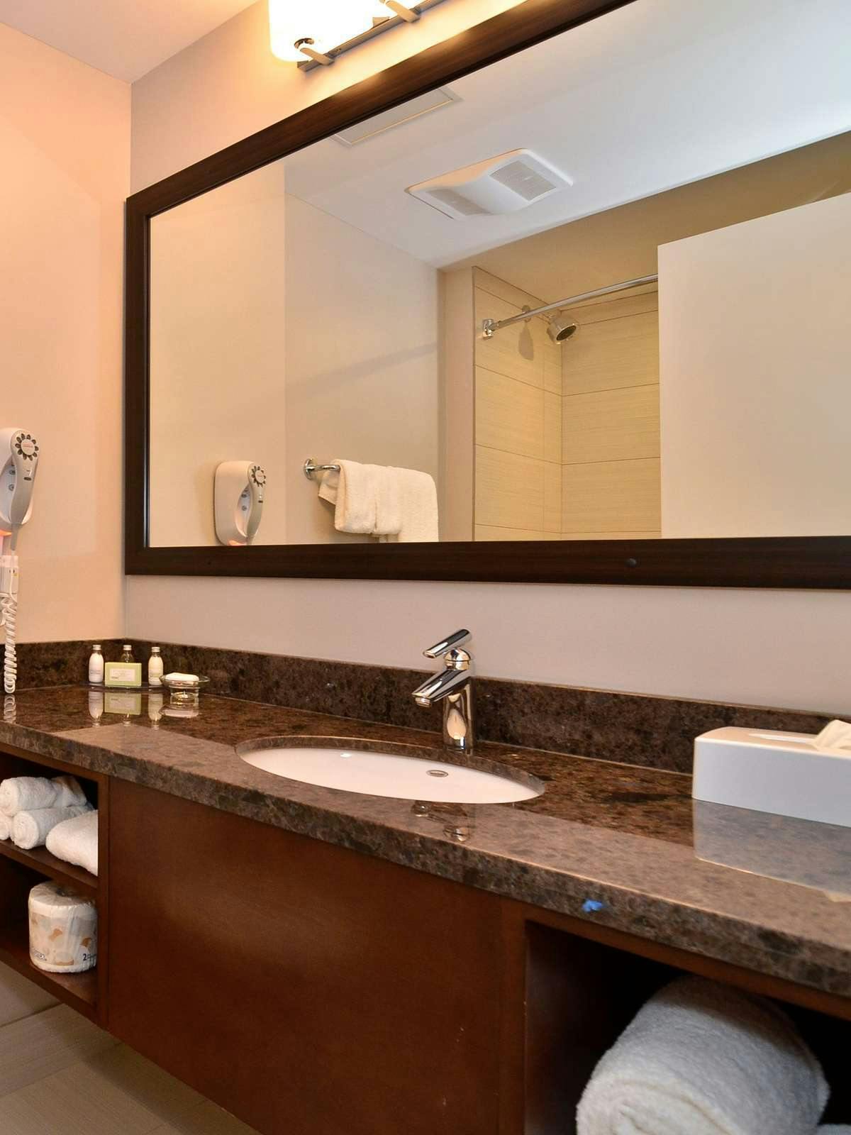 Hotel Best Western Plus Revelstoke photo 3