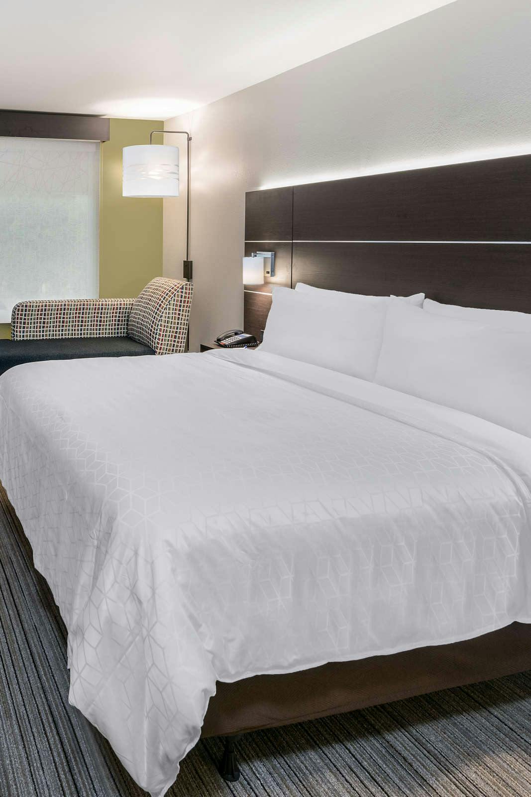 Hotel Holiday Inn Express & Suites Missouri City West photo 1