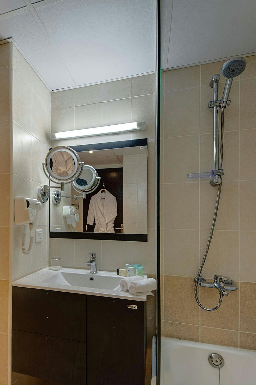 Hotel Ajman Beach Hotel photo 4