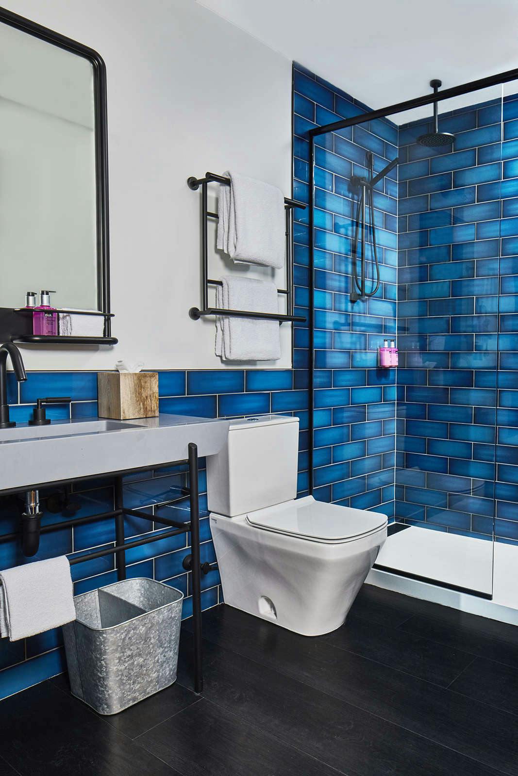 Hotel Moxy Minneapolis Uptown photo 5